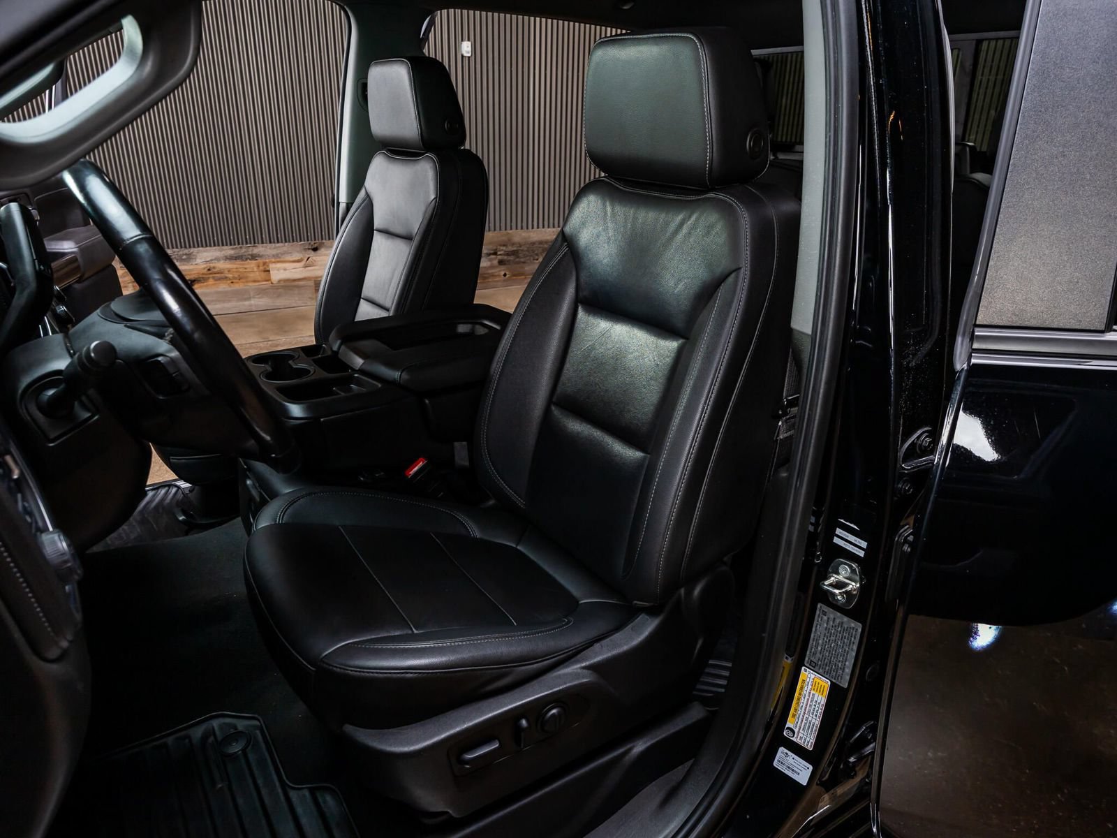 Used 2021 Chevrolet Silverado 2500 LT w/ All Star Edition AWD/4WD image 26