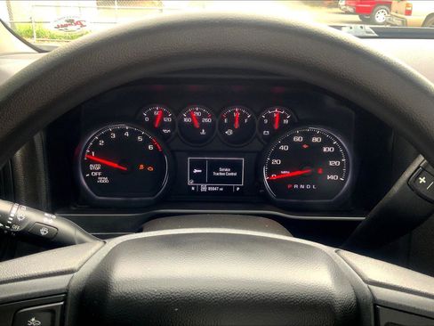 Used 2022 Chevrolet Silverado 1500 Custom image 20