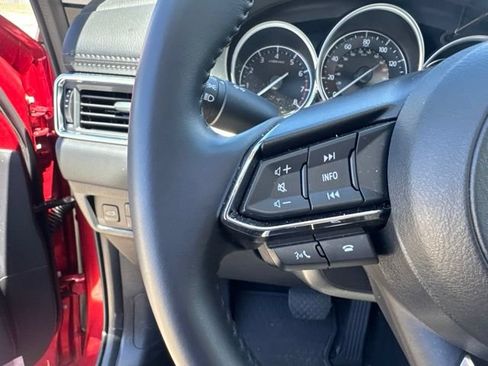 Used 2025 MAZDA CX-5 AWD 2.5 S w/ Preferred Package image 11
