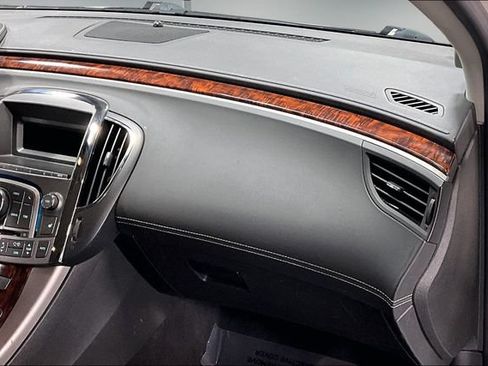 Used 2012 Buick LaCrosse Premium FWD image 17