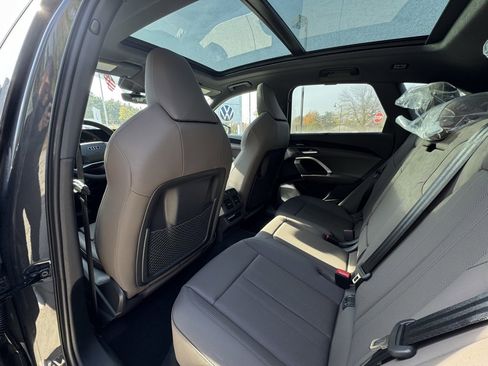 New 2025 Audi Q5 2.0T Premium Plus image 26