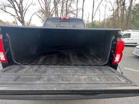 Used 2017 Chevrolet Silverado 1500 LTZ Z71 w/ LTZ Plus Package AWD/4WD image 12