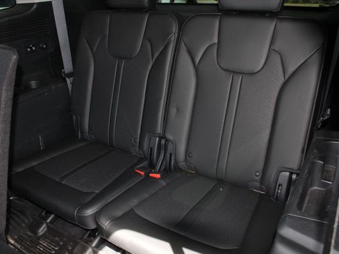 Used 2021 Kia Sorento S w/ Panoramic Sunroof Package AWD/4WD image 20