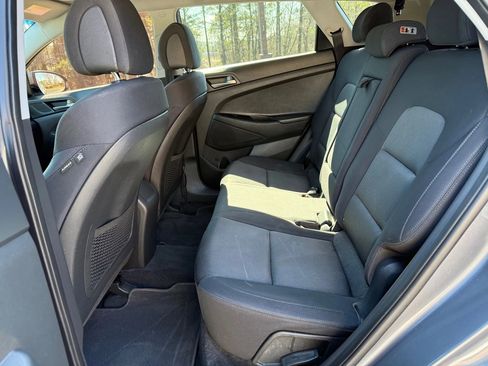 Used 2017 Hyundai Tucson SE image 19