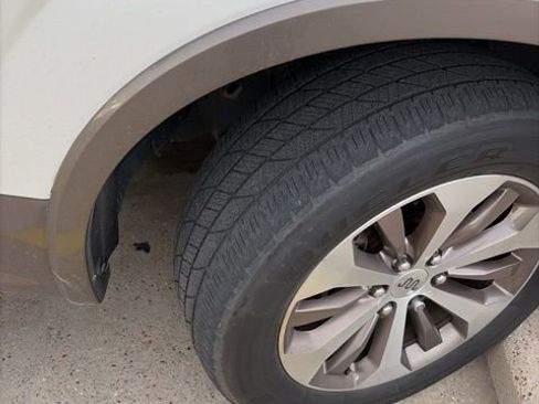 Used 2019 Ford F150 King Ranch w/ Equipment Group 601A Luxury image 10