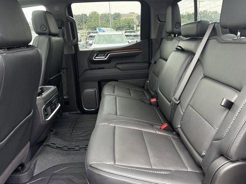 Used 2025 GMC Sierra 1500 Denali w/ Denali Reserve Package AWD/4WD image 6