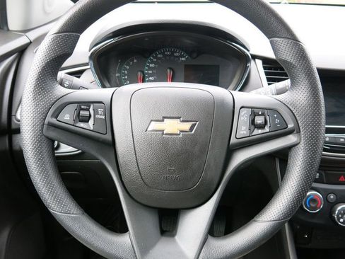 Used 2019 Chevrolet Trax LT image 22