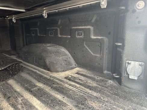 Used 2020 Chevrolet Silverado 2500 High Country w/ Z71 Off-Road Package image 13