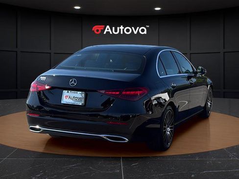 Used 2025 Mercedes-Benz C 300 Sedan image 5