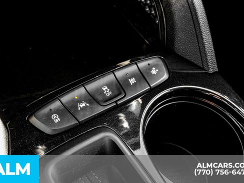 Used 2025 Chevrolet TrailBlazer LT image 45