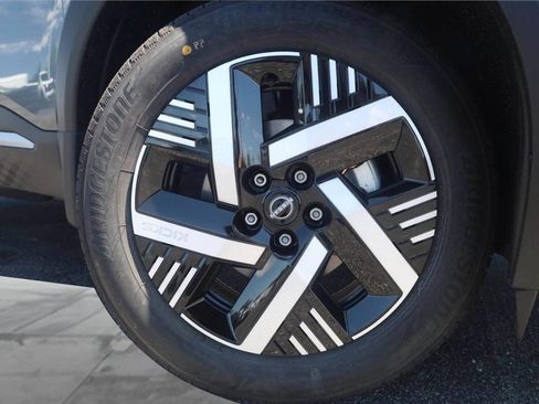 New 2026 Nissan Kicks SV FWD image 3