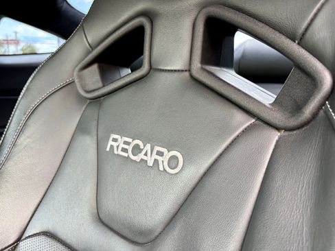 Used 2022 Ford Mustang GT Premium w/ Equipment Group 401A RWD image 17
