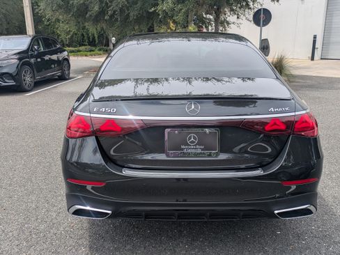 Used 2026 Mercedes-Benz E 450 4MATIC Sedan image 4