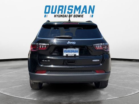 Used 2024 Jeep Compass Latitude AWD/4WD image 5