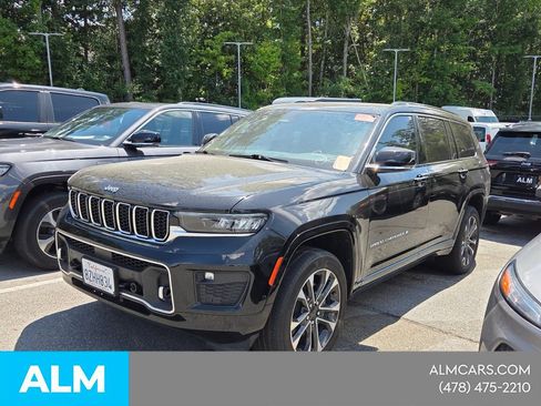 Used 2021 Jeep Grand Cherokee L Overland w/ Luxury Tech Group IV AWD/4WD image 3