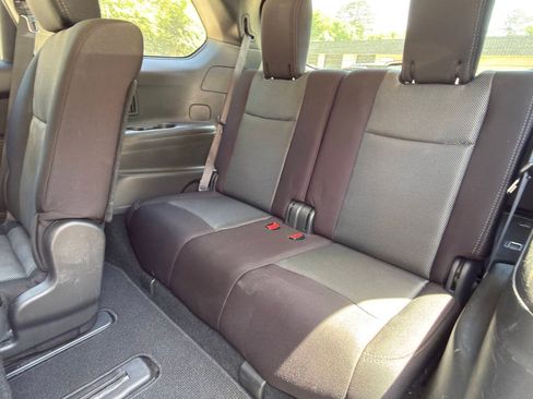Used 2017 Nissan Pathfinder S AWD/4WD image 25