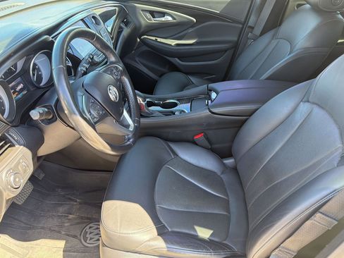 Used 2019 Buick Envision Essence image 5