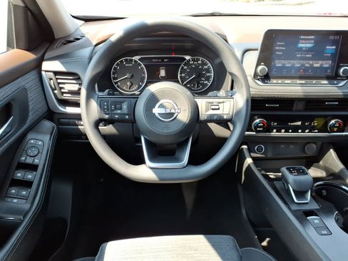 Certified 2023 Nissan Rogue SV AWD/4WD image 13