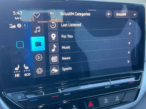 Used 2023 Volkswagen ID.4 Pro image 21