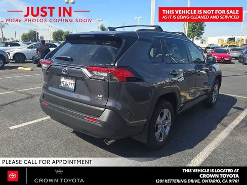 Used 2025 Toyota RAV4 LE AWD/4WD image 2