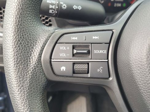 Used 2025 Honda CR-V EX image 18