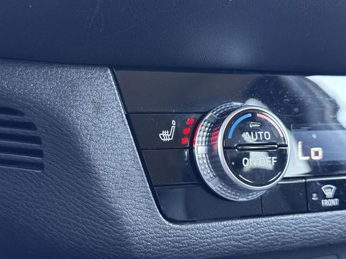 Used 2024 Mitsubishi Outlander SE image 19