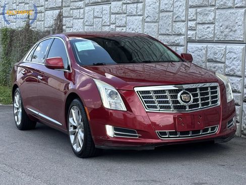 Used 2013 Cadillac XTS Premium image 3