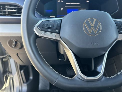 Used 2022 Volkswagen Taos SE AWD/4WD image 19