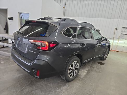 Used 2020 Subaru Outback Premium AWD/4WD image 6