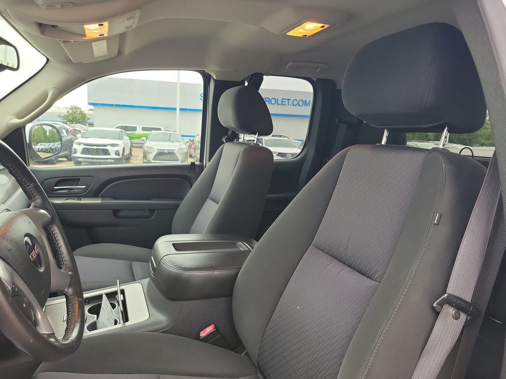 Used 2010 GMC Sierra 1500 SLE w/ All-Terrain Package AWD/4WD image 6