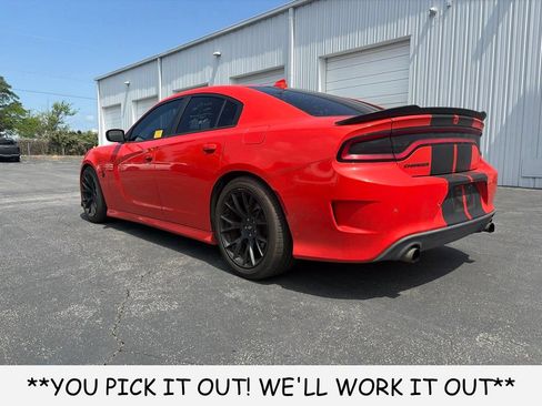 Used 2018 Dodge Charger R/T Scat Pack w/ Dynamics Package RWD image 4
