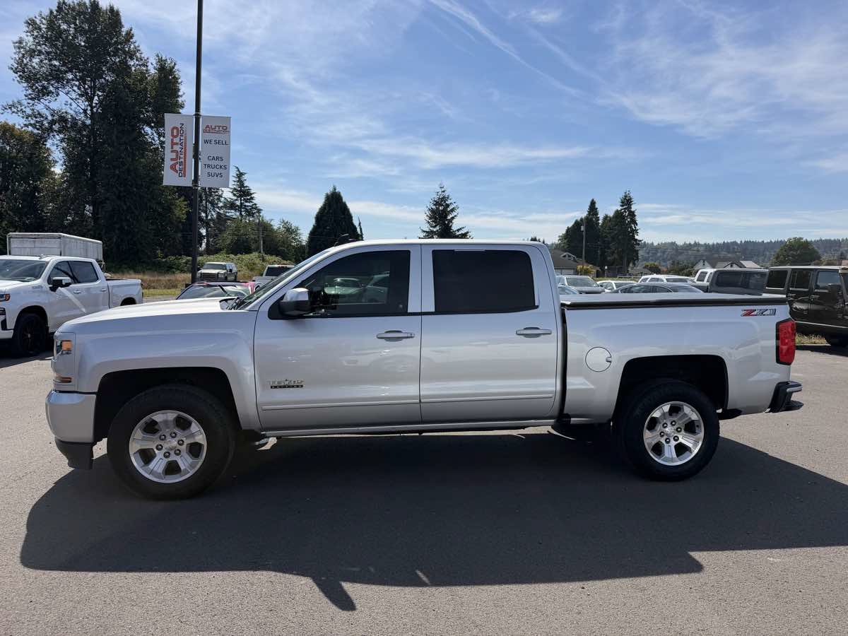 Used 2018 Chevrolet Silverado 1500 LT w/ Texas Edition AWD/4WD image 5