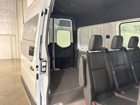 New 2025 Mercedes-Benz Sprinter 2500 image 5