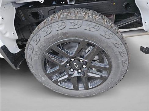 New 2026 Chevrolet Silverado 1500 Custom Trail Boss AWD/4WD image 10