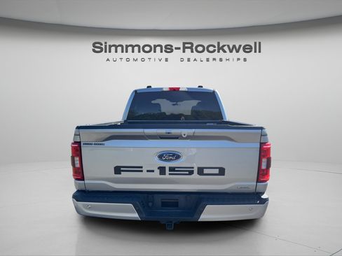 Used 2022 Ford F150 XLT w/ Equipment Group 302A High AWD/4WD image 4