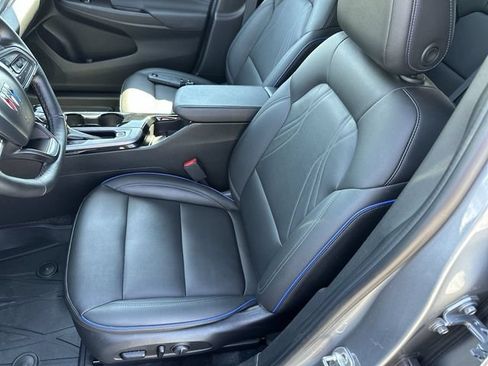 Used 2024 Buick Envista Sport Touring w/ Convenience I Package FWD image 15