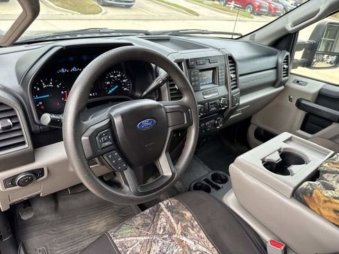 Used 2017 Ford F350 XL image 20