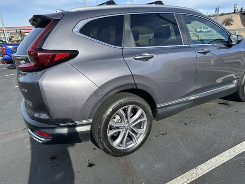 Used 2020 Honda CR-V Touring image 10