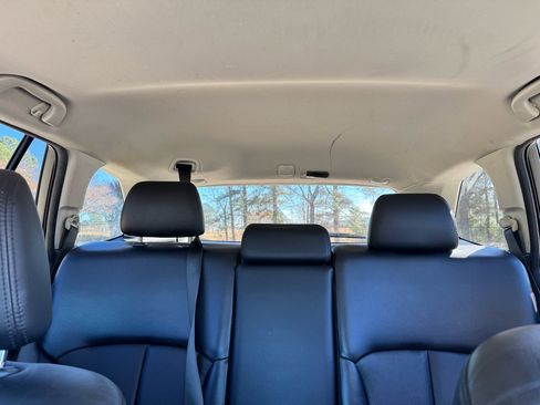 Used 2010 Subaru Outback 2.5i Limited w/ Protection Package 1A image 16