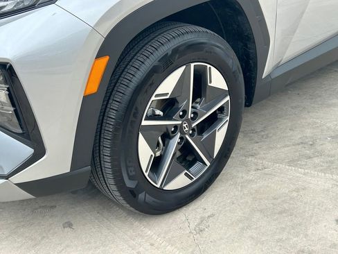 Used 2026 Hyundai Tucson SEL image 9