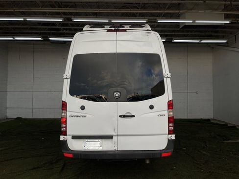 Used 2008 Dodge Sprinter 3500 w/ Window Group Iv Fixed Glass image 4