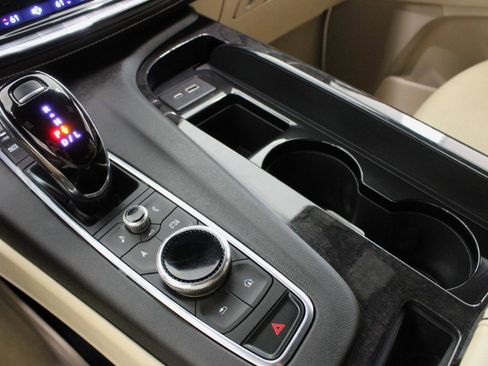 Used 2022 Cadillac Escalade Premium Luxury w/ Performance Package RWD image 67