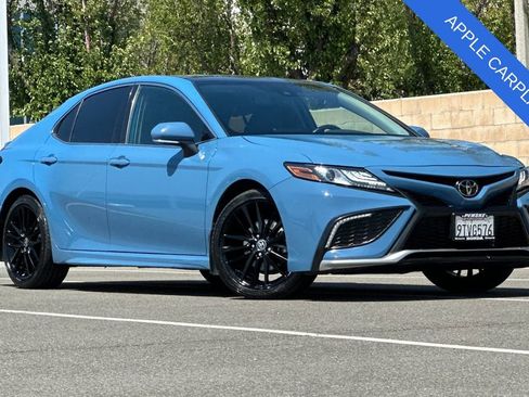 Used 2024 Toyota Camry XSE FWD image 2