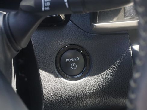 Used 2026 Toyota Corolla LE AWD/4WD image 7