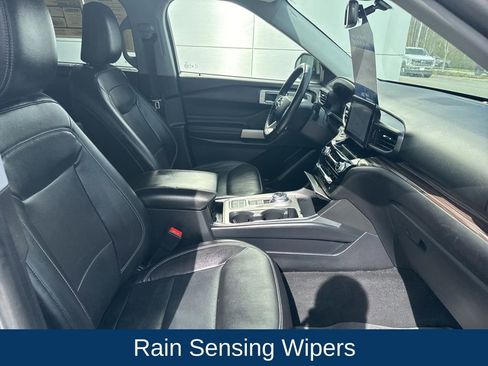 Used 2021 Ford Explorer Limited w/ Equipment Group 301A image 33