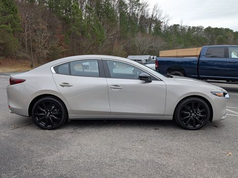 Used 2025 MAZDA MAZDA3 s image 10