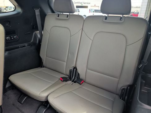 Used 2013 Hyundai Santa Fe Limited w/ Technology Pkg image 21