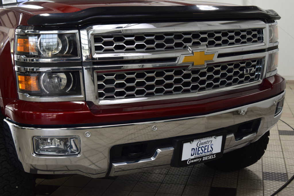 Used 2015 Chevrolet Silverado 1500 LTZ w/ LTZ Plus Package AWD/4WD image 11