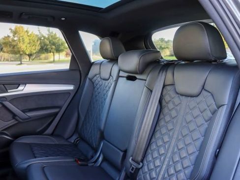 Used 2021 Audi SQ5 Premium Plus w/ Premium Plus Package image 17