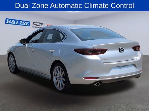 Used 2020 MAZDA MAZDA3 Sedan w/ Select Package FWD image 5